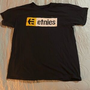Etnies Black Graphic Tee